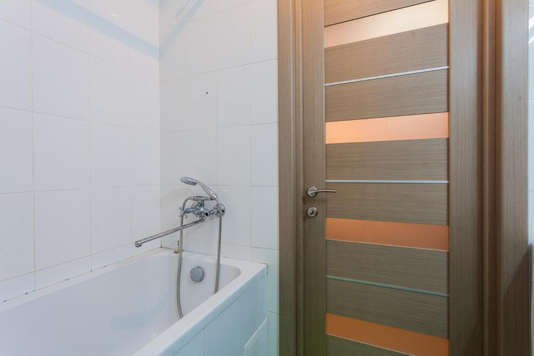 Cozy Apartments Near Olympic Stadium Kyiv Exterior photo