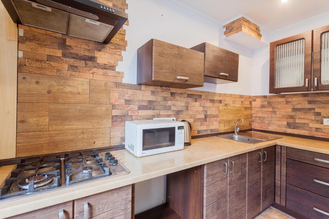 Cozy Apartments Near Olympic Stadium Kyiv Exterior photo